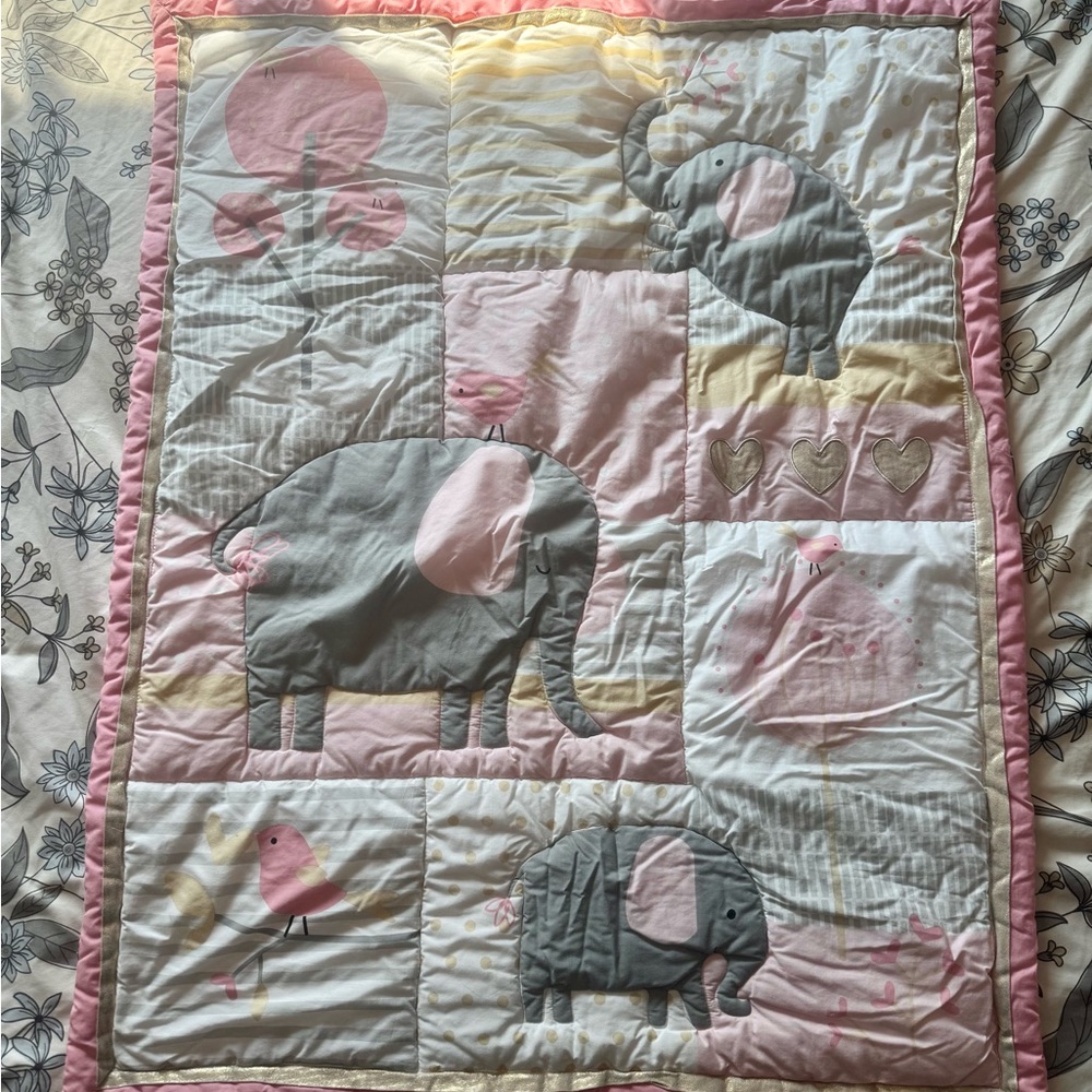 Pink & Gray Elephant Patchwork Comforter - Unbranded